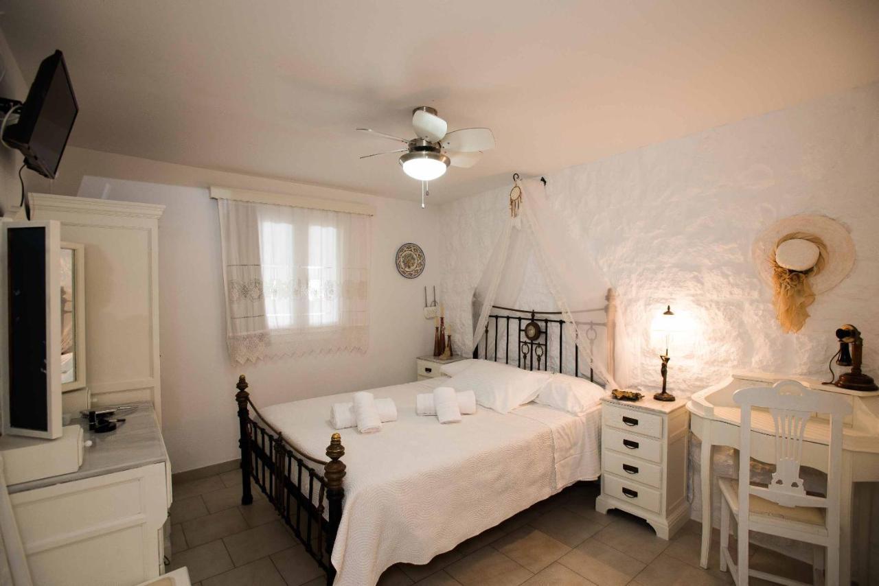 Hidden Heaven Villa Mykonos Town Bagian luar foto